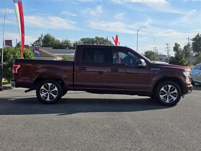 Ford F-150 XLT SuperCrew 5.5-ft. Bed 2WD 2015