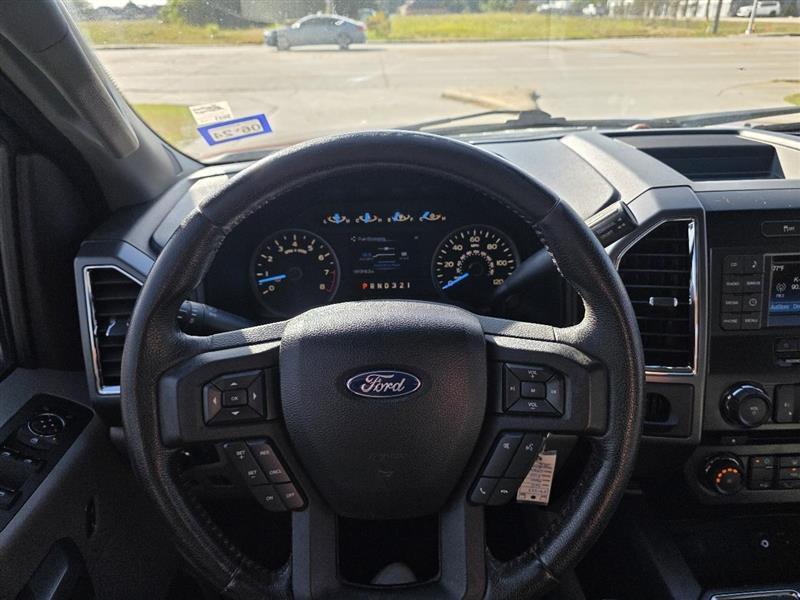 Ford F-150 XLT SuperCrew 5.5-ft. Bed 2WD 2015