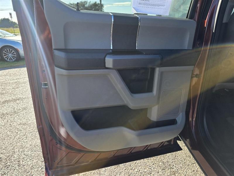 Ford F-150 XLT SuperCrew 5.5-ft. Bed 2WD 2015