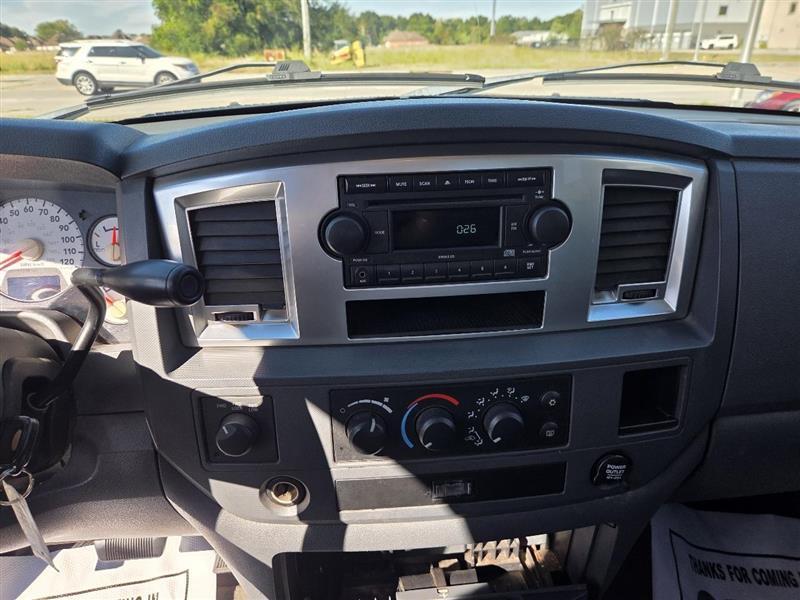 Dodge Ram 1500 SLT Quad Cab 4WD 2008