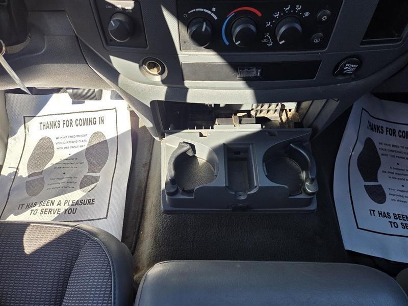 Dodge Ram 1500 SLT Quad Cab 4WD 2008