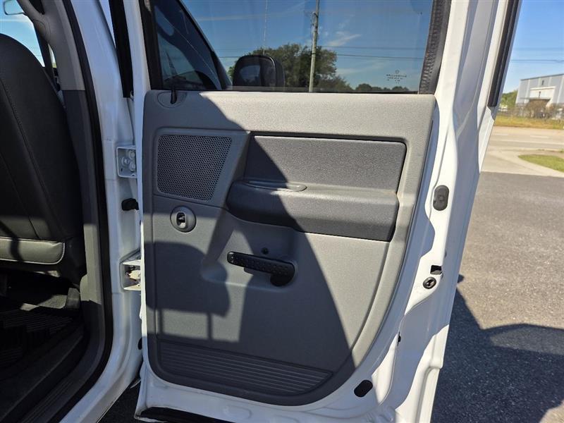 Dodge Ram 1500 SLT Quad Cab 4WD 2008