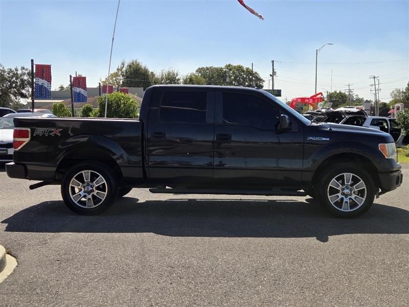 Ford F-150 XL SuperCrew 5.5-ft. Bed 2WD 2014