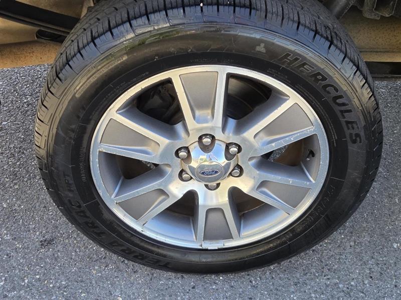 Ford F-150 XL SuperCrew 5.5-ft. Bed 2WD 2014