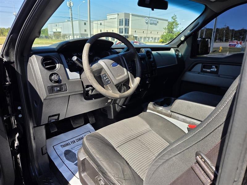 Ford F-150 XL SuperCrew 5.5-ft. Bed 2WD 2014