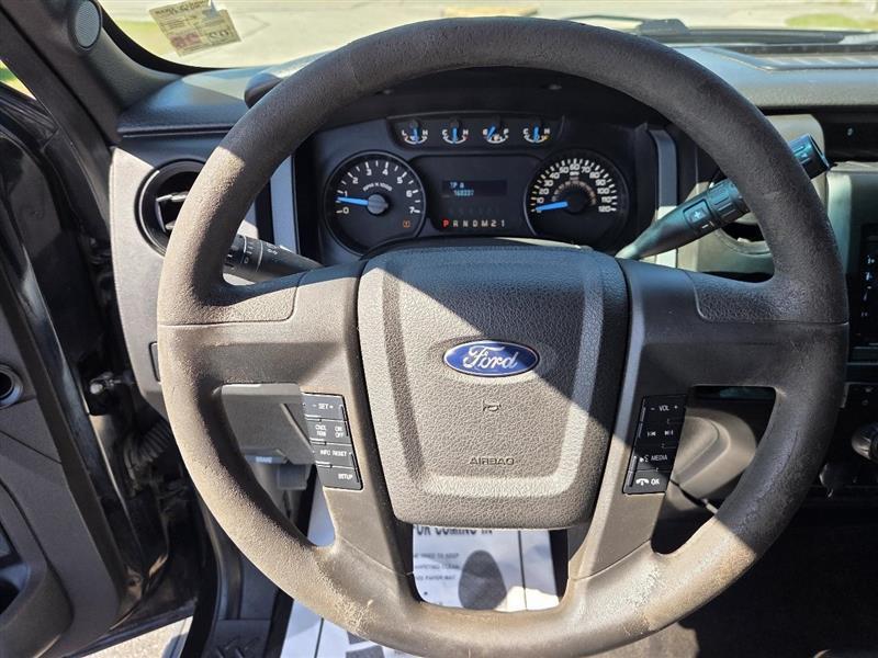 Ford F-150 XL SuperCrew 5.5-ft. Bed 2WD 2014