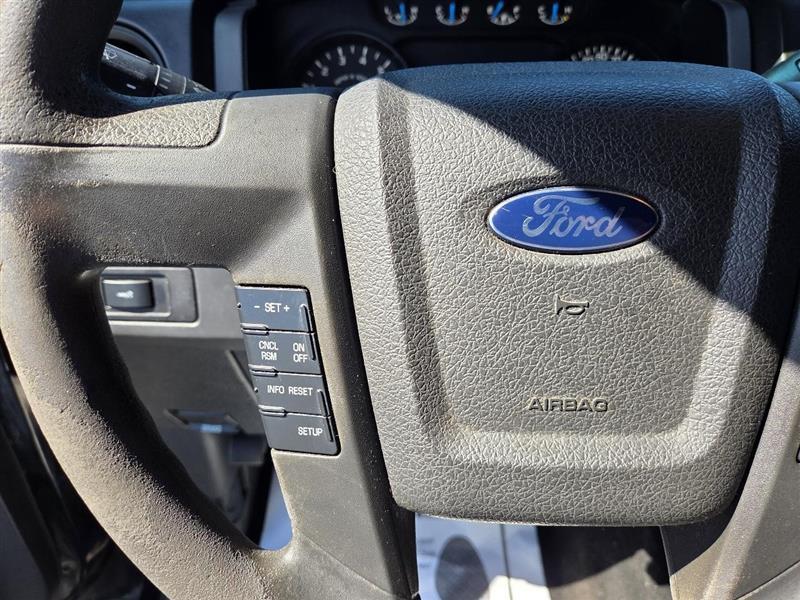 Ford F-150 XL SuperCrew 5.5-ft. Bed 2WD 2014