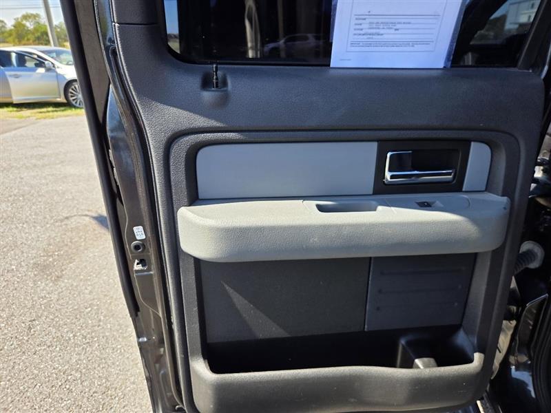 Ford F-150 XL SuperCrew 5.5-ft. Bed 2WD 2014