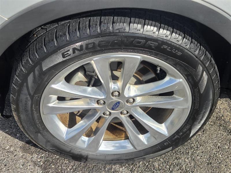 Ford Explorer XLT FWD 2019