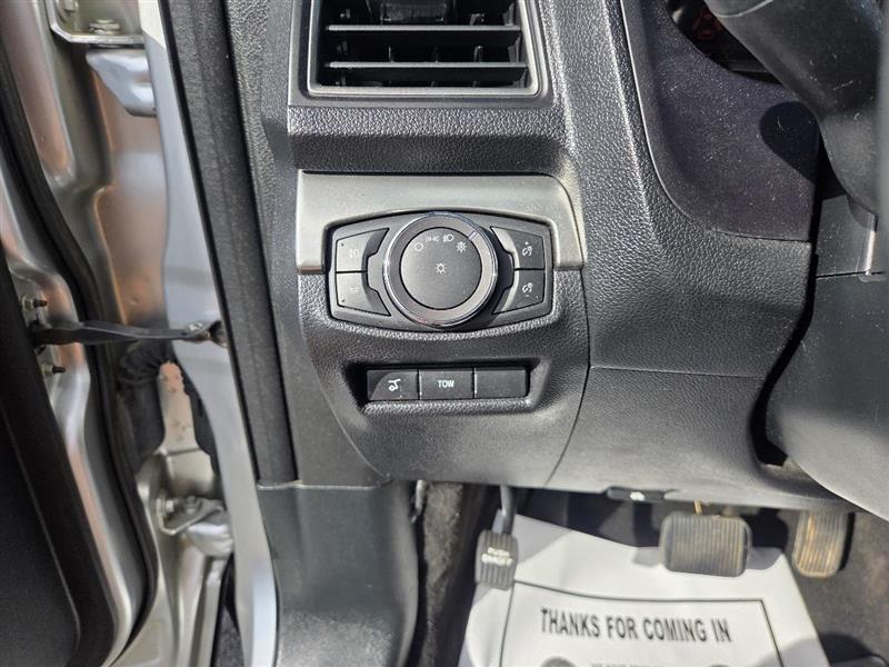 Ford Explorer XLT FWD 2019