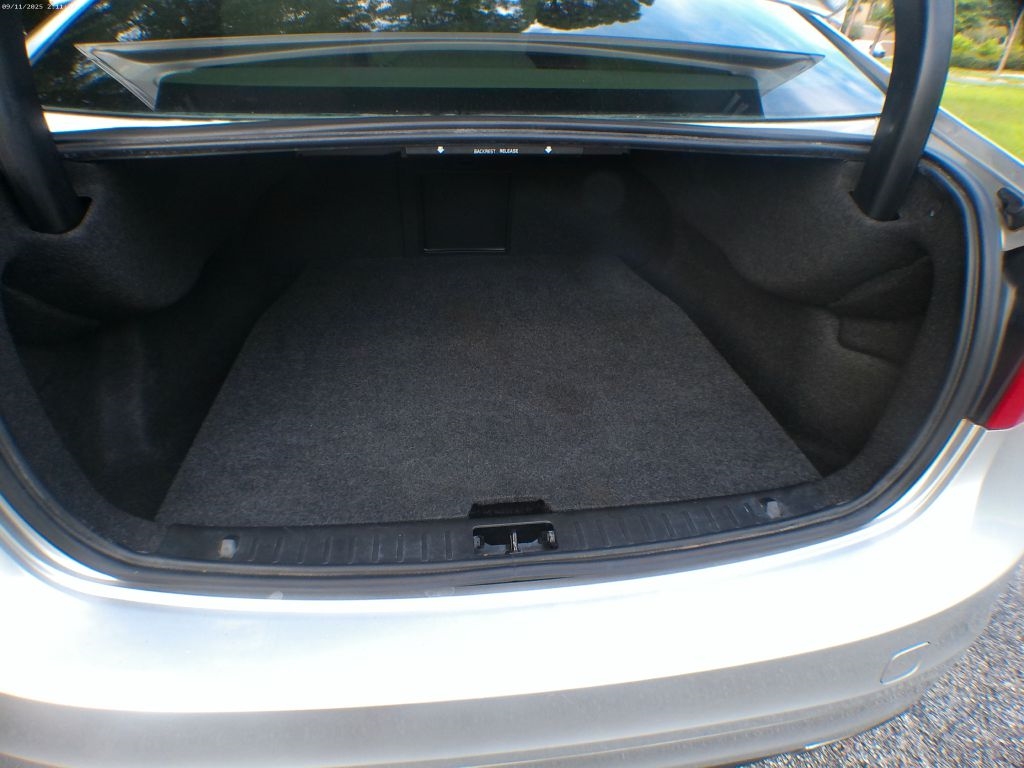 Volvo S60 2.0 2015 Volvo S60 2.0 2015