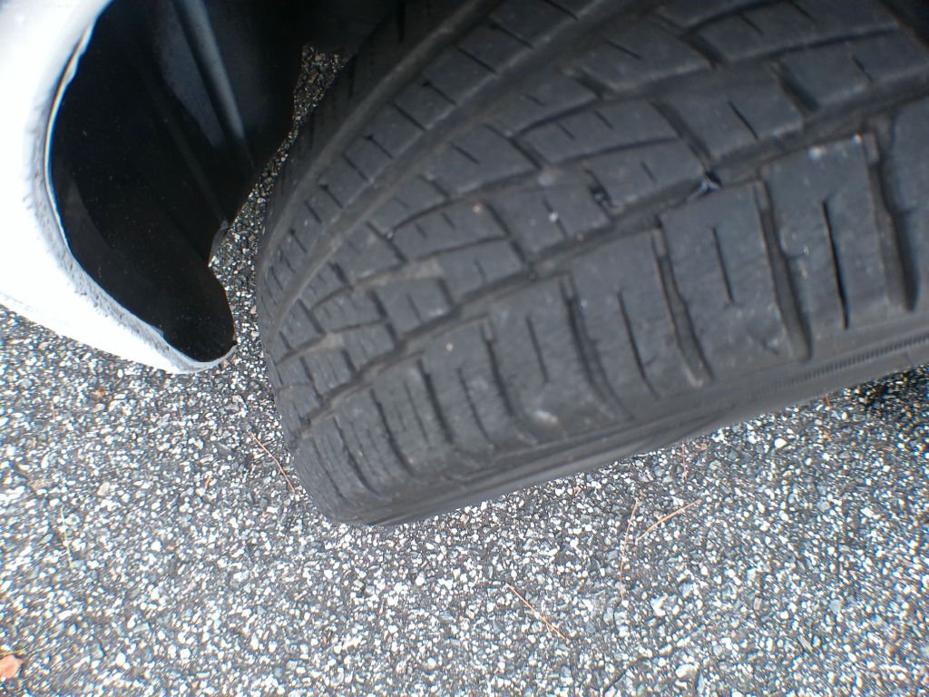 Toyota Yaris SE 5-Door AT 2012 Toyota Yaris SE 5-Door AT 2012