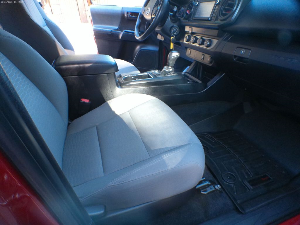 Toyota Tacoma SR5 Access Cab I4 6AT 4WD 2019