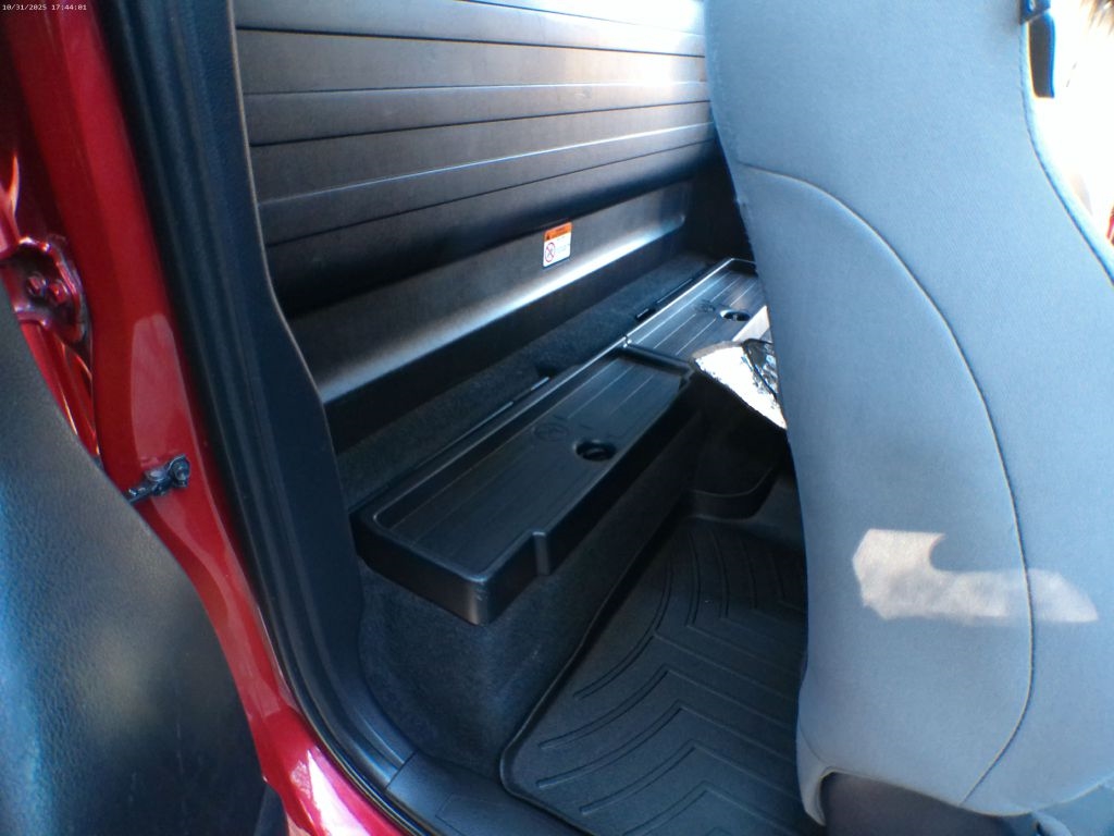 Toyota Tacoma SR5 Access Cab I4 6AT 4WD 2019