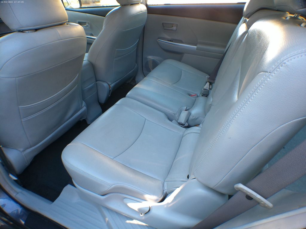 Toyota Prius V Three 2014