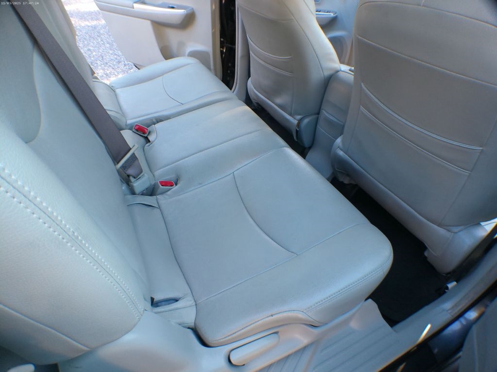 Toyota Prius V Three 2014