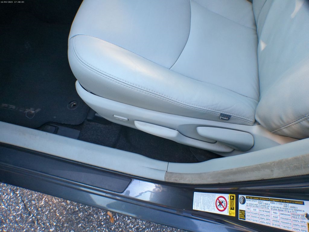 Toyota Prius V Three 2014