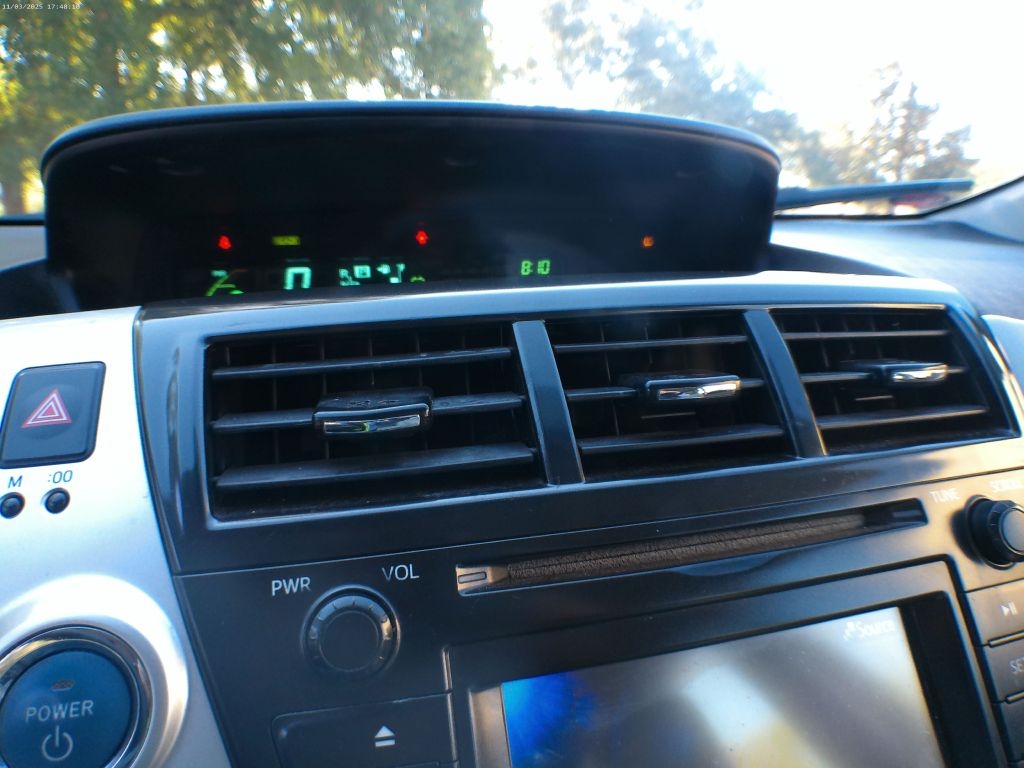 Toyota Prius V Three 2014