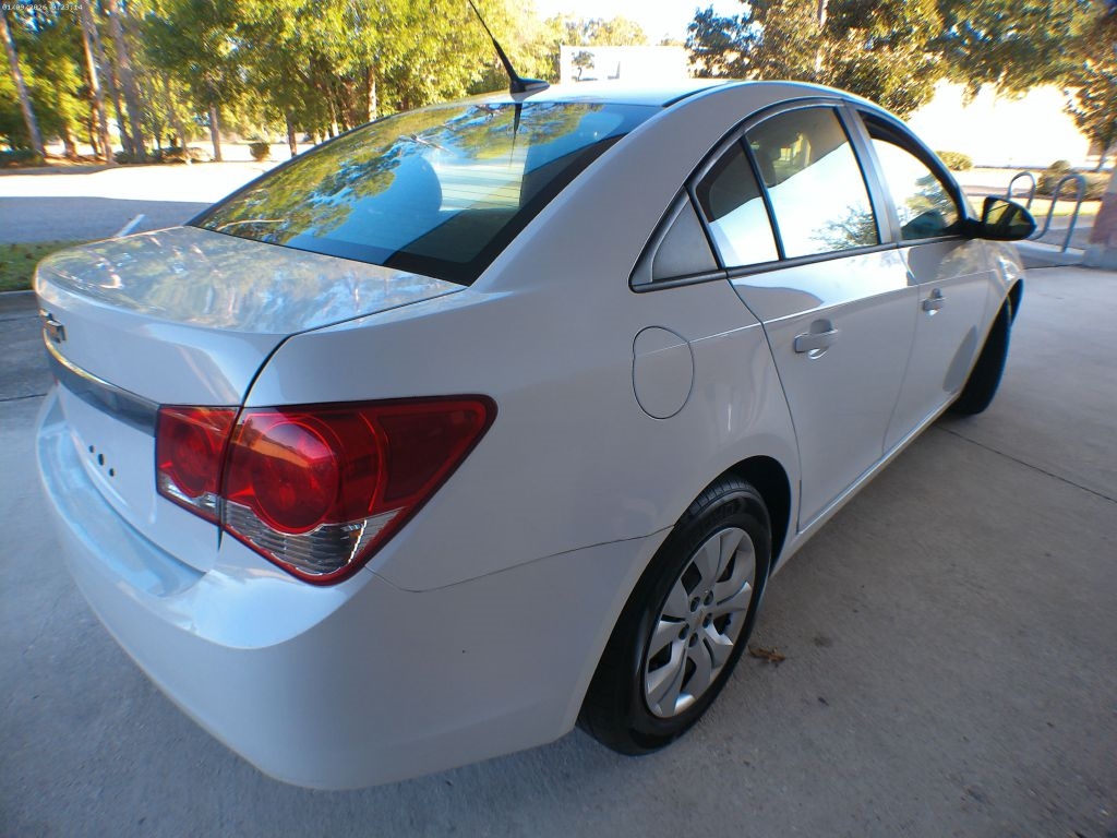 Chevrolet Cruze LS Auto 2014