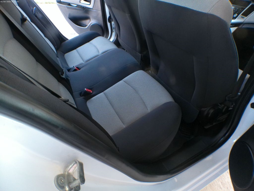 Chevrolet Cruze LS Auto 2014