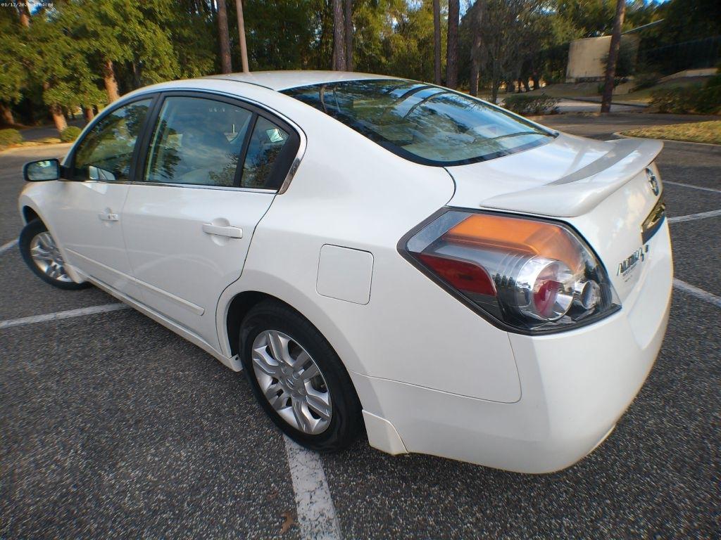 Nissan Altima 2.5 S 2012