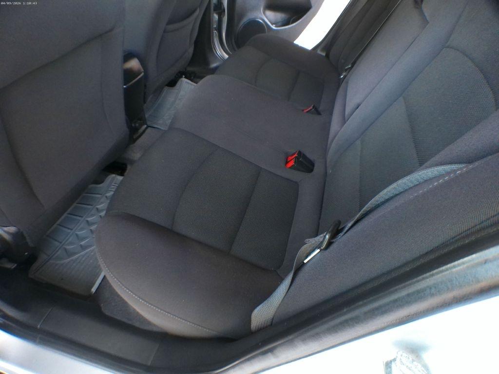 Chevrolet Cruze 1LT 2012