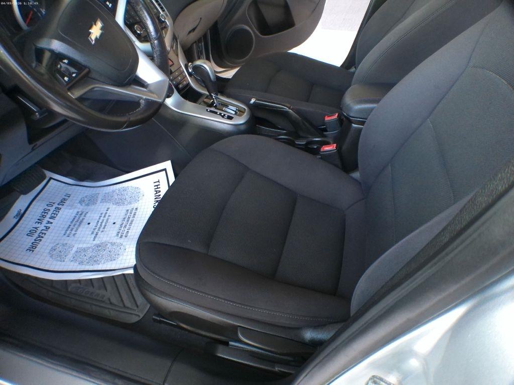 Chevrolet Cruze 1LT 2012