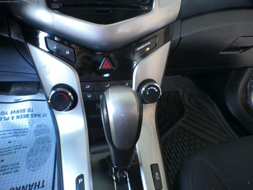 Chevrolet Cruze 1LT 2012