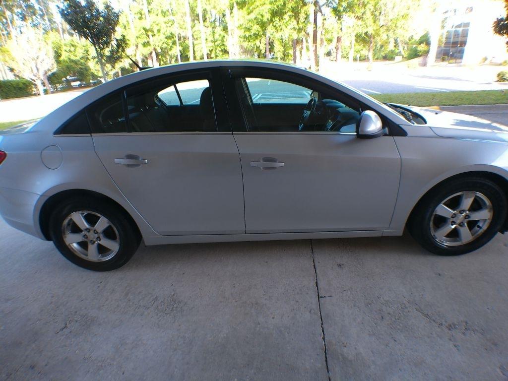 Chevrolet Cruze 1LT 2012