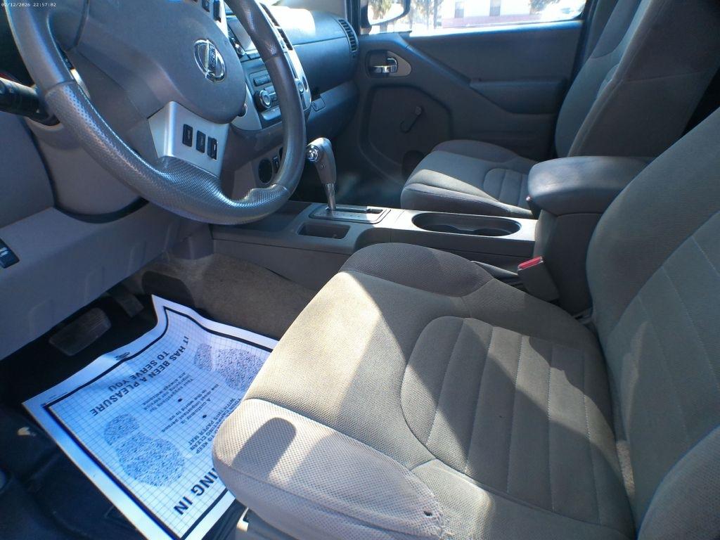 Nissan Frontier S King Cab I4 5MT 2WD 2017