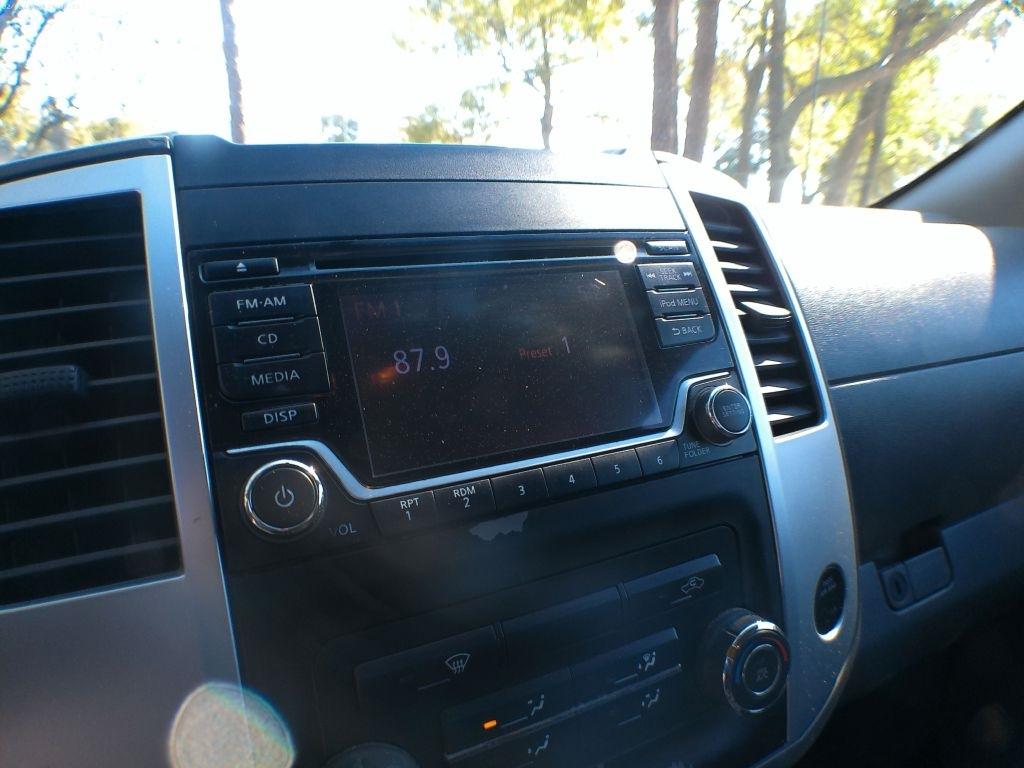 Nissan Frontier S King Cab I4 5MT 2WD 2017