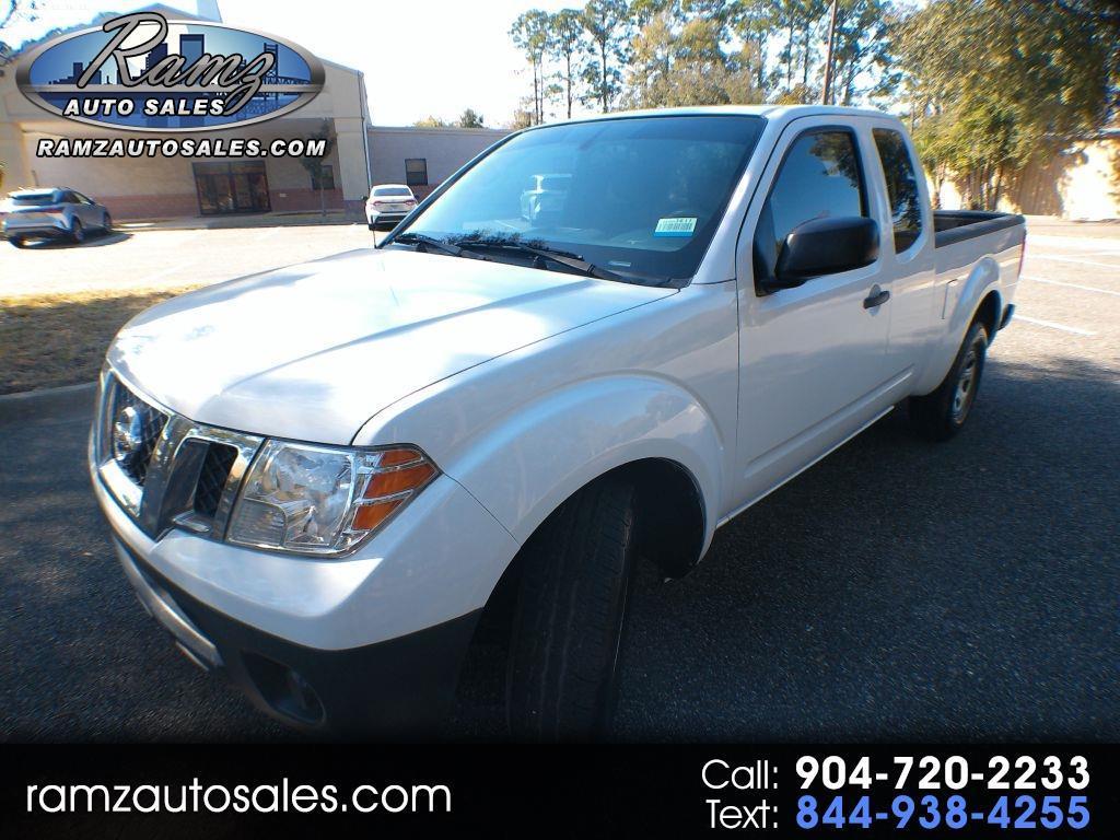 Nissan Frontier S King Cab I4 5MT 2WD 2017