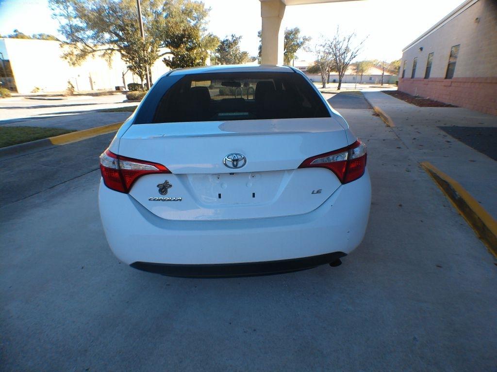 Toyota Corolla LE CVT 2015