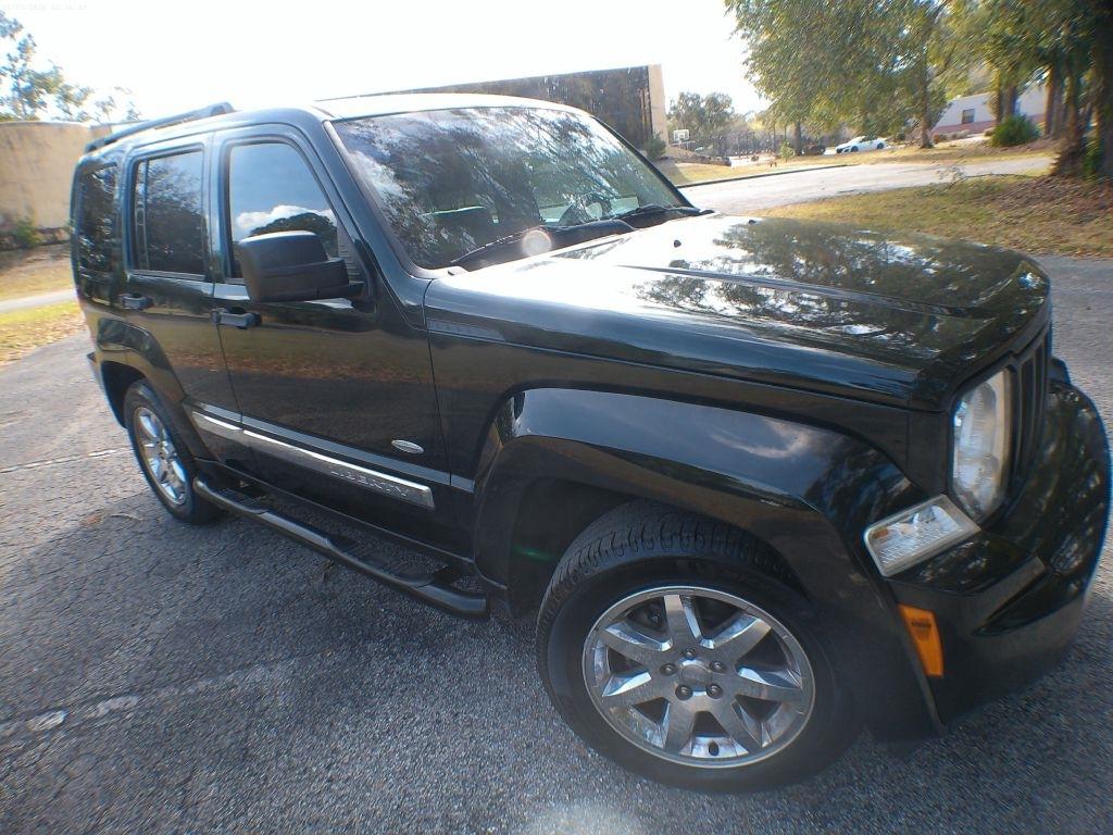 Jeep Liberty Sport 2WD 2012