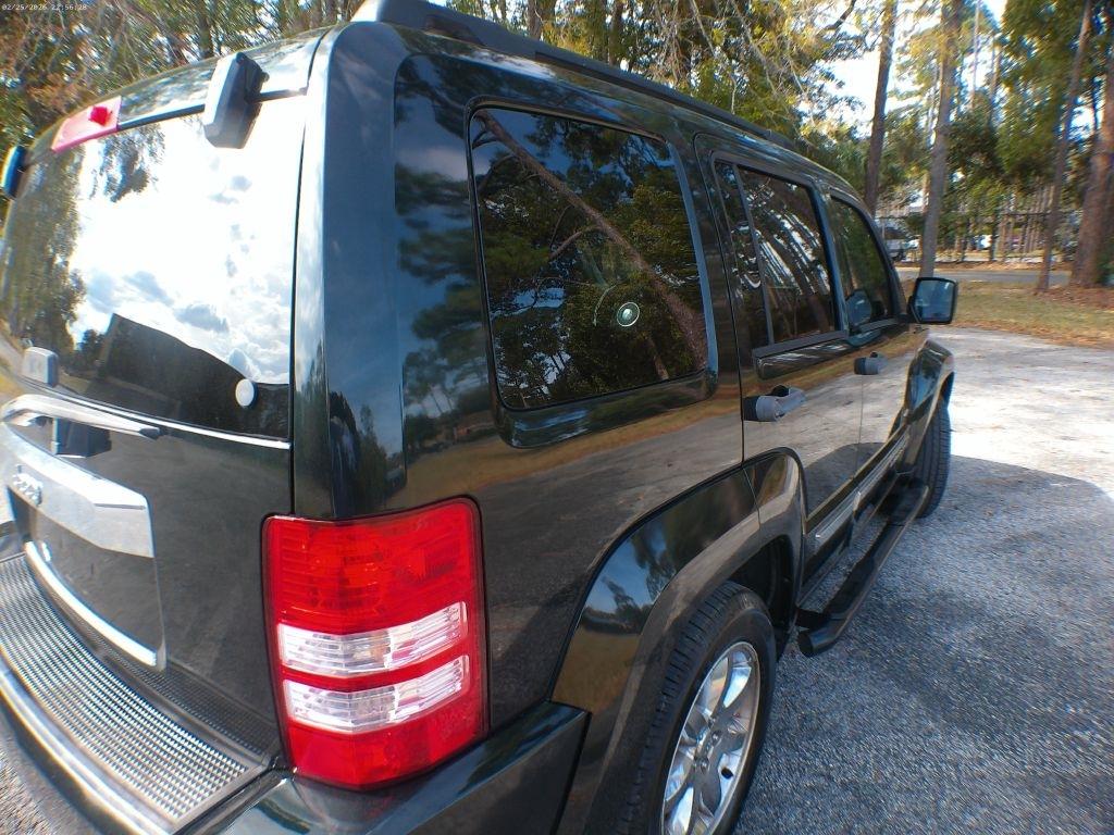 Jeep Liberty Sport 2WD 2012