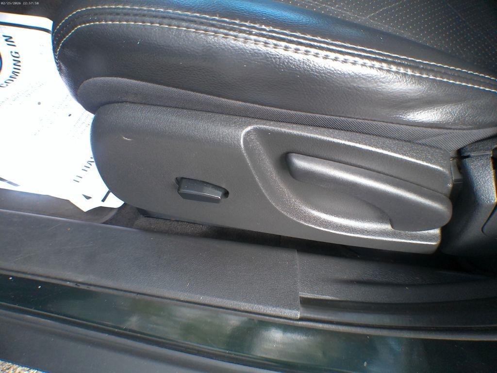 Jeep Liberty Sport 2WD 2012