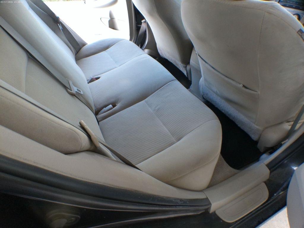 Toyota Corolla S 5-Speed MT 2012