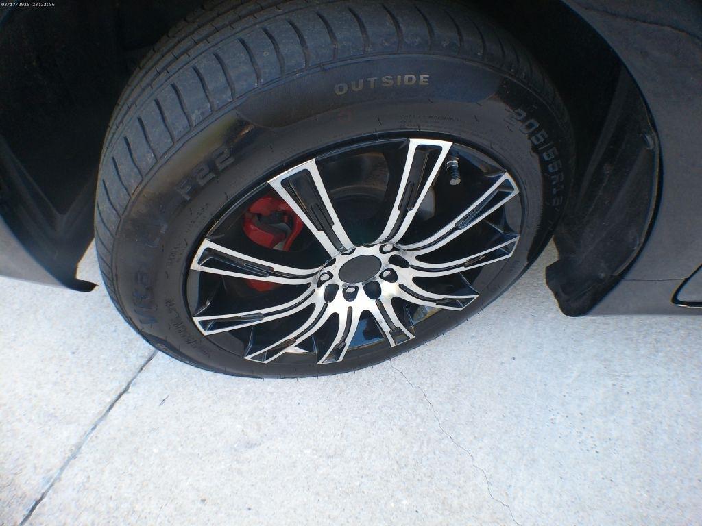 Toyota Corolla S 5-Speed MT 2012