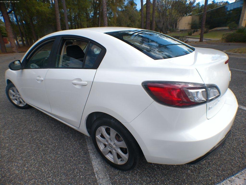 Mazda MAZDA3 i SV 4-Door 2010