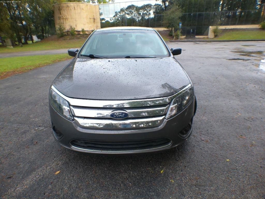 Ford Fusion SE 2012