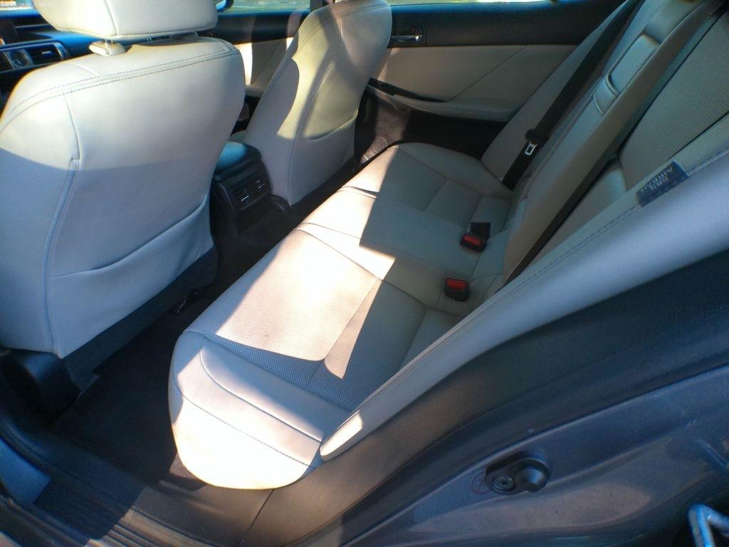 Lexus IS 250 RWD 2014