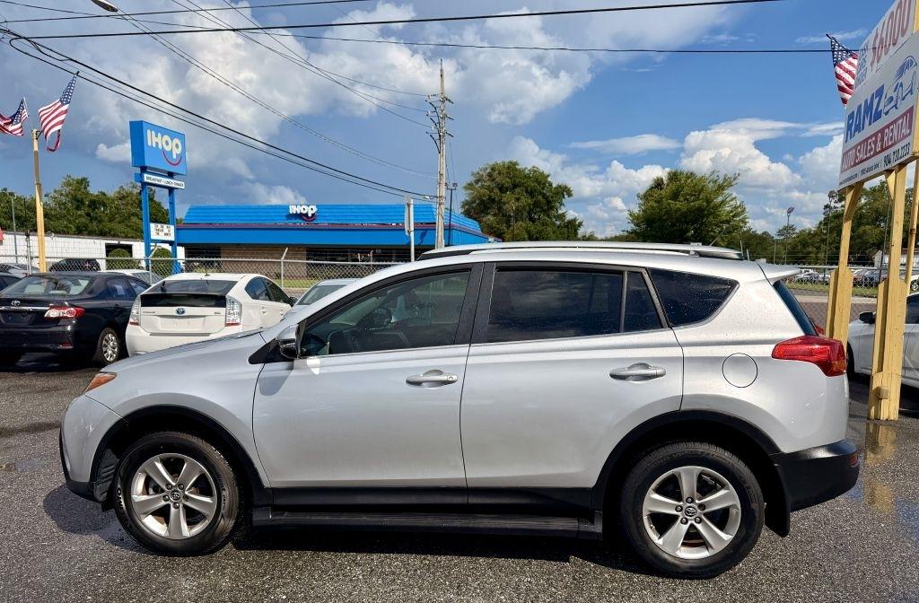 Toyota RAV4 XLE FWD 2015