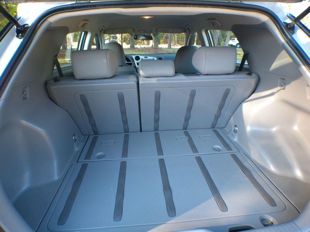 Toyota Matrix Base 4-Speed AT 2010