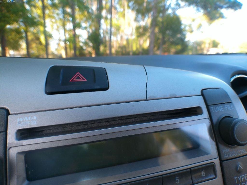 Toyota Matrix Base 4-Speed AT 2010