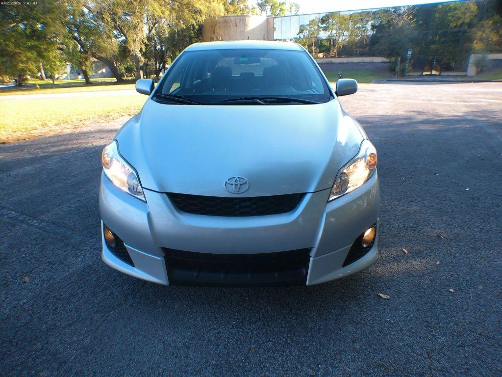 Toyota Matrix Base 4-Speed AT 2010