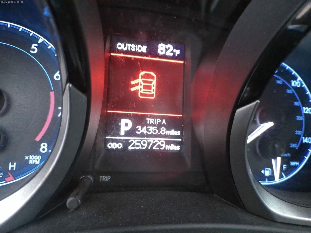 Toyota Corolla LE CVT 2015