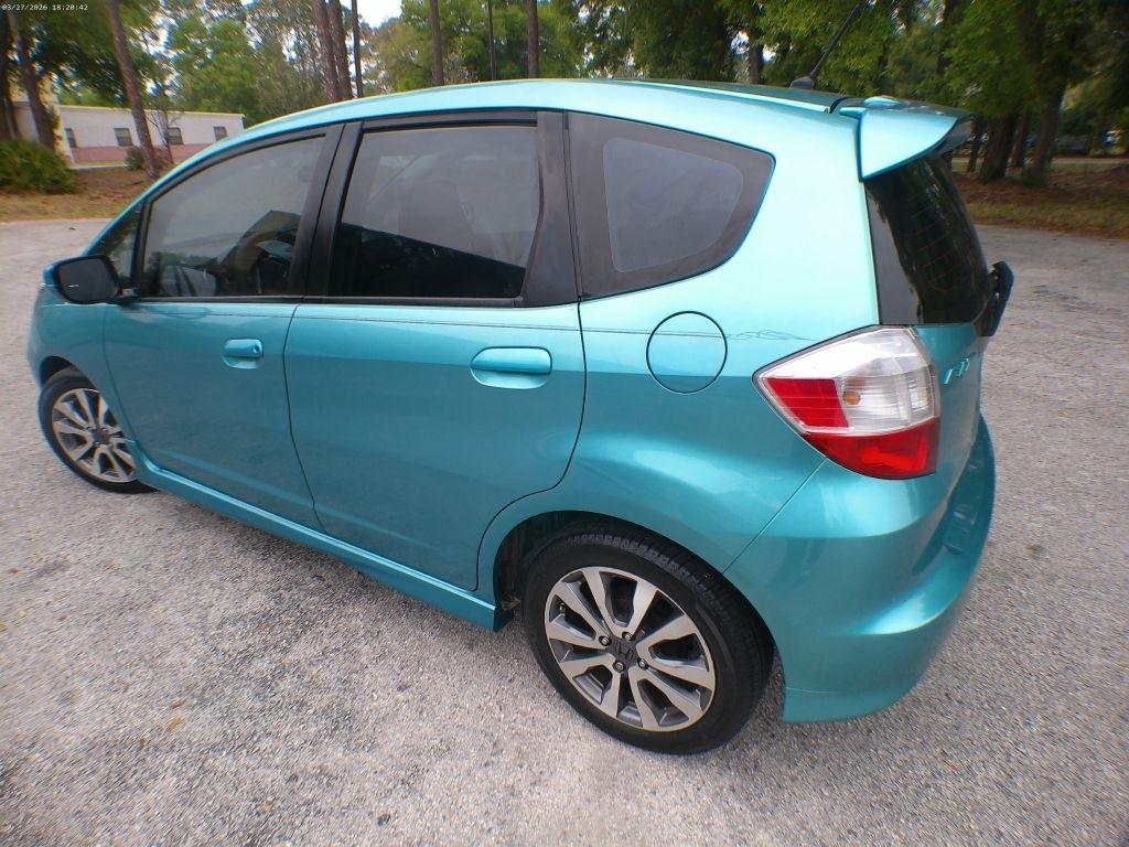 Honda Fit Sport 5-Speed AT 2013