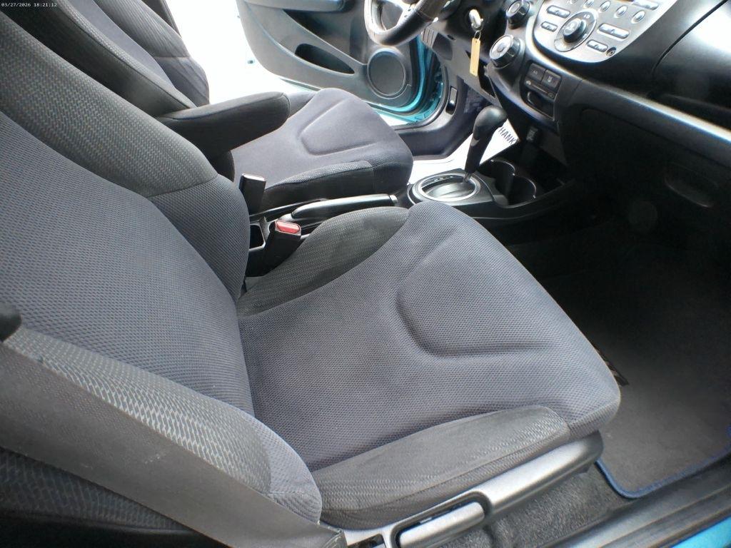 Honda Fit Sport 5-Speed AT 2013