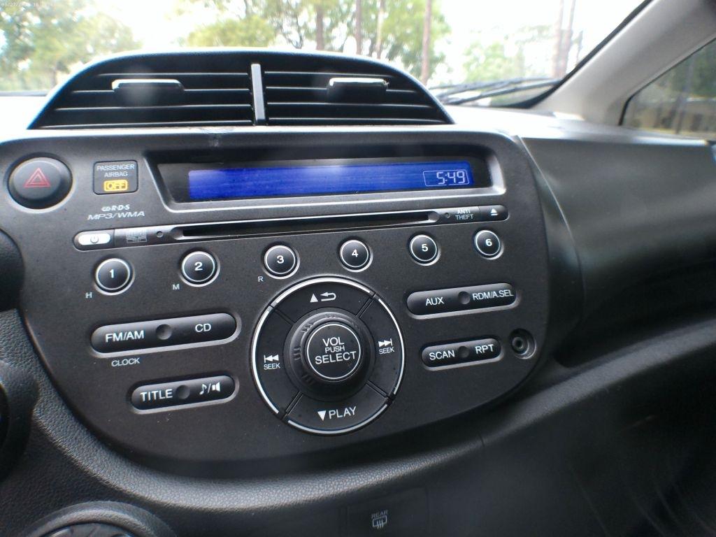 Honda Fit Sport 5-Speed AT 2013