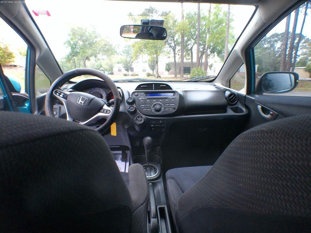 Honda Fit Sport 5-Speed AT 2013